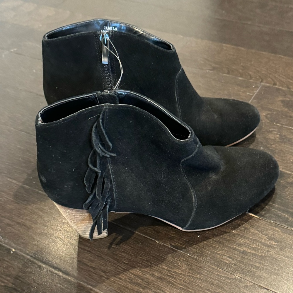 Tahari camila black suede fringe booties